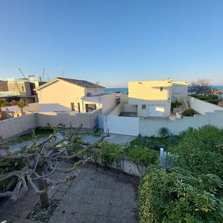 Apartment T2 A 150 M De La Avec Terrasse Et Parking Prive - Fr-1-423-245 Le Grau-d'Agde